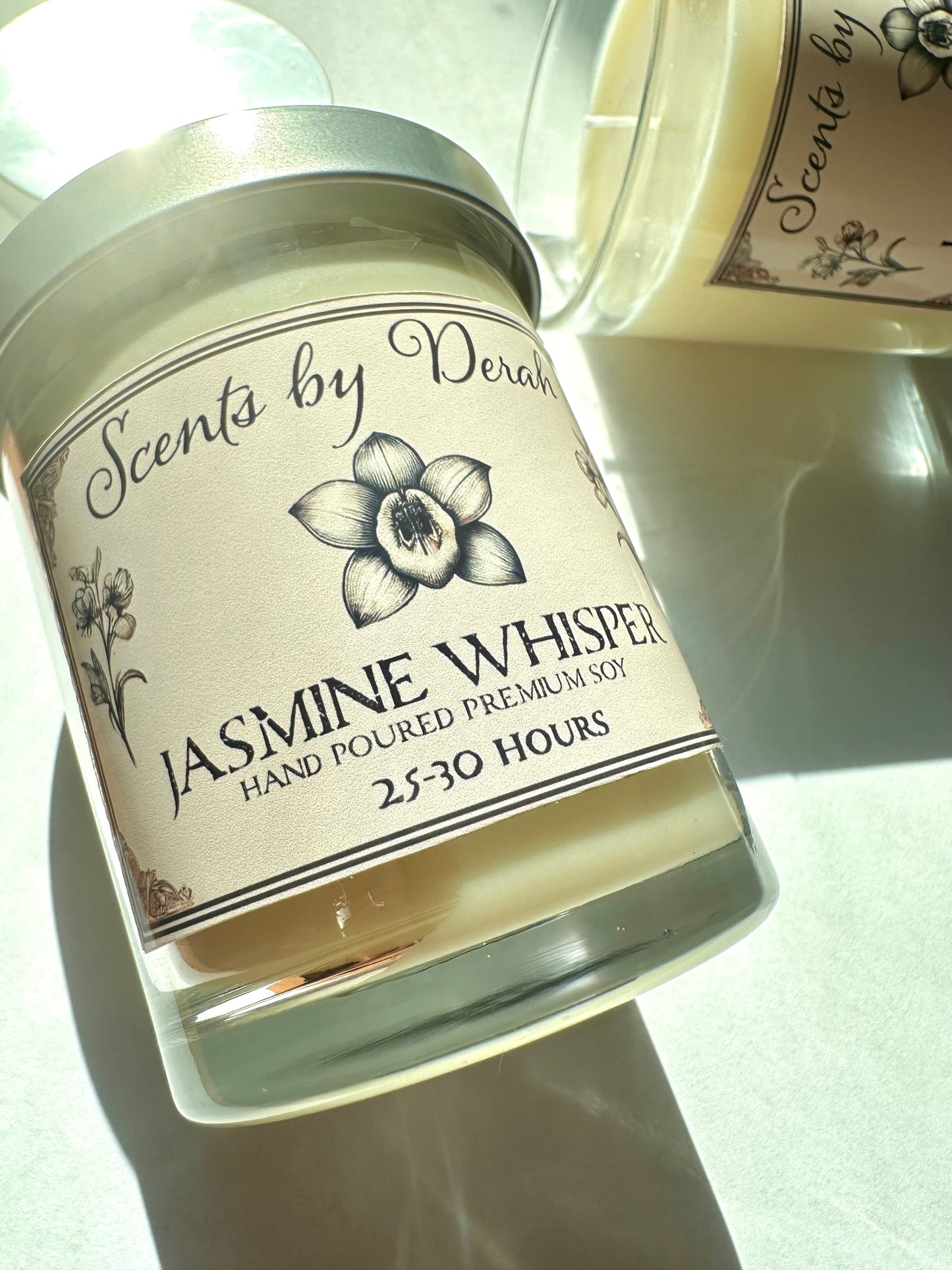 JASMINE WHISPER SCENTED CANDLE